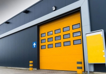 Expert Garage Door Repair Services In Surrey
